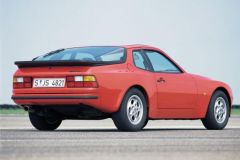 82_944_coupe_01